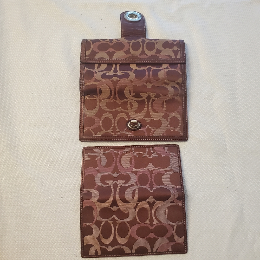 Coach wallet with checkbook holder - Picture 3 of 3
